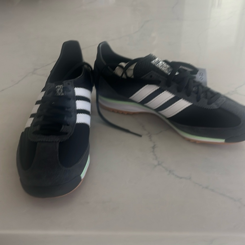 Adidas 
SL 72 OG SHOES